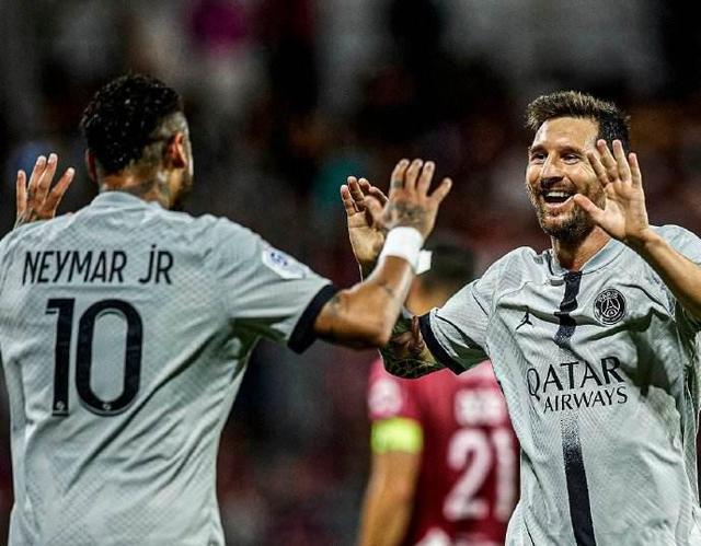 LPL第一杀手诞生！Tarzan成为救世主，八年磨一剑，完成封神之路